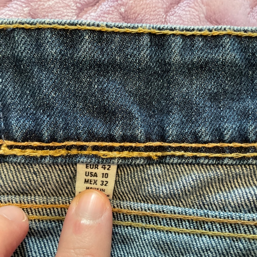 Zara Trafaluc Distressed Jean Shorts - Dark‎ Wash - Size 10 - Picture 8 of 12